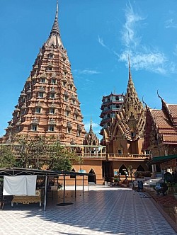 วัตถุโบราณเก่าๆเมืองโบราณ